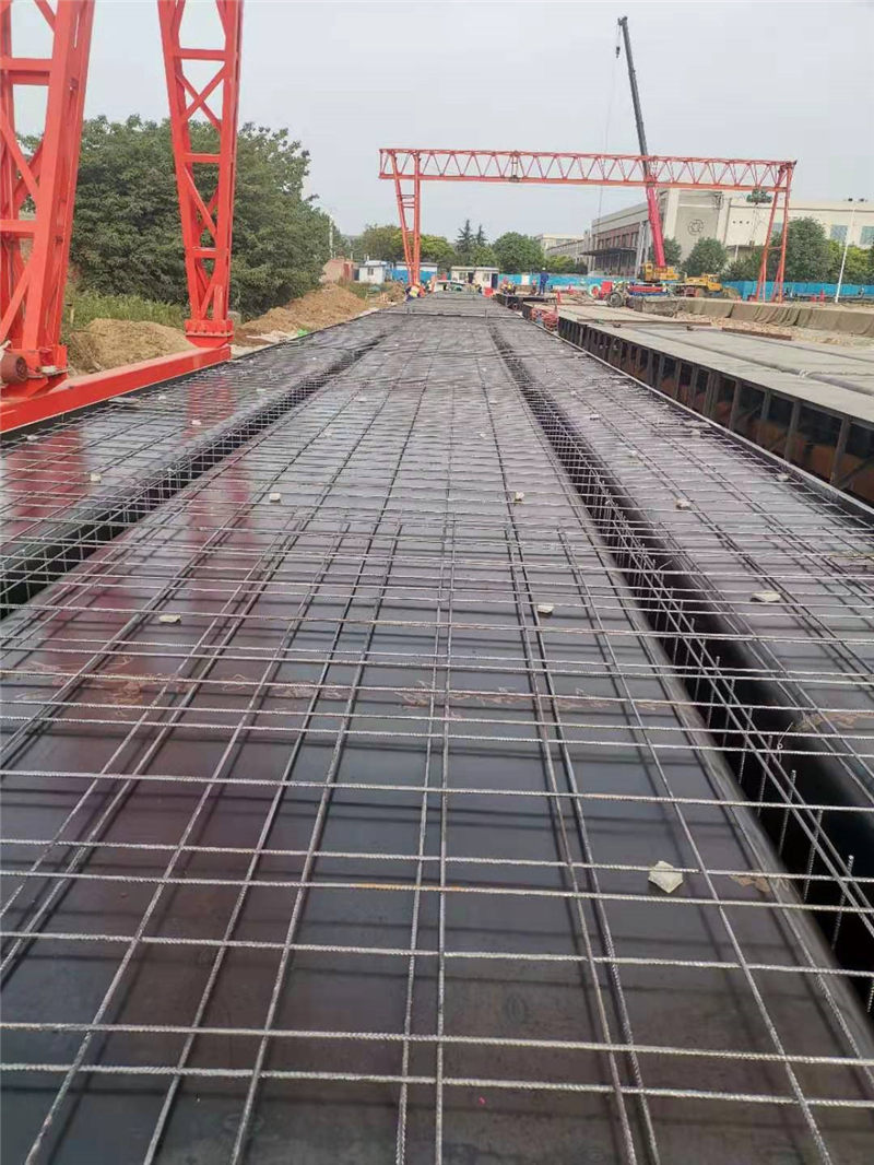 山東新型雙T板模具制作、安裝中