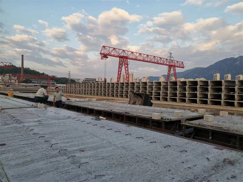 雙T板模具現場加工